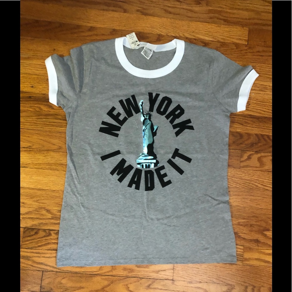Victoria Secret Pink NWT Top